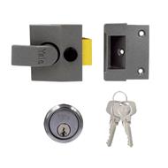 Yale 85 40mm Deadlocking Nightlatch