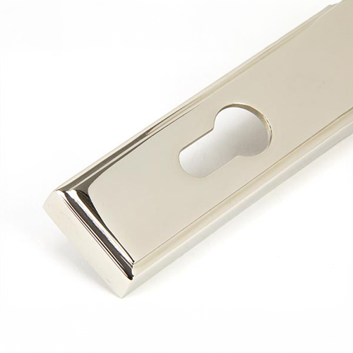 From the Anvil Hinton Lever Lever Multipoint Door Handles - 92mm PZ Sprung 212mm Screw Centres (LEAD TIME: 2-3 DAYS)