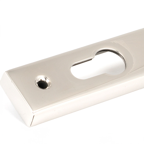 From the Anvil Brompton Lever Lever Multipoint Door Handles - 92mm PZ Sprung 212mm Screw Centres (LEAD TIME: 2-3 DAYS)