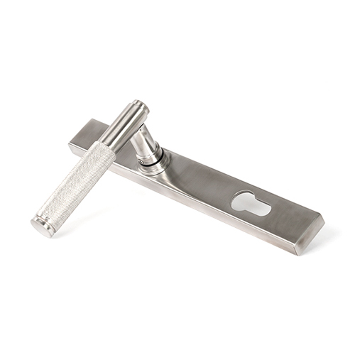 From the Anvil Brompton Lever Lever Multipoint Door Handles - 92mm PZ Sprung 212mm Screw Centres (LEAD TIME: 2-3 DAYS)