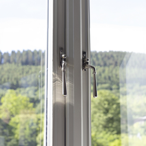 From the Anvil Newbury Offset Non-Locking Espag Window Handles (LEAD TIME: 2-3 DAYS)