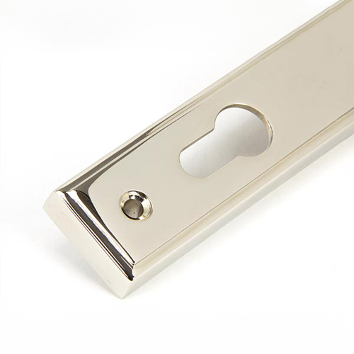 From the Anvil Regency Slim Lever Lever Multipoint Door Handles - 92mm PZ Sprung 215mm Screw Centres (LEAD TIME: 2-3 DAYS)